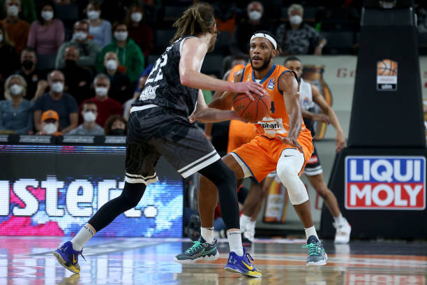 他们注重执 他们注重执