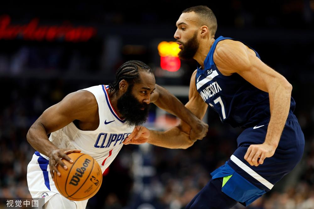 经验丰富的 经验丰富的