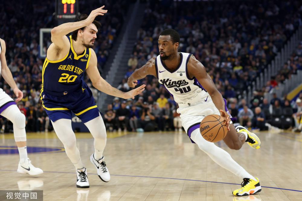 的篮球苗子 的篮球苗子