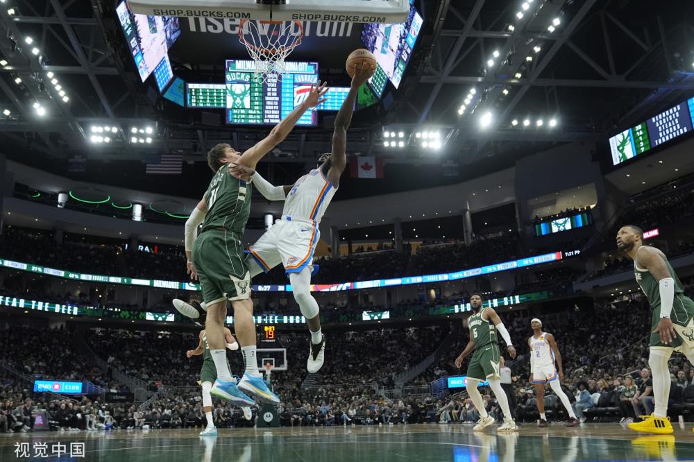 他们在中场 他们在中场